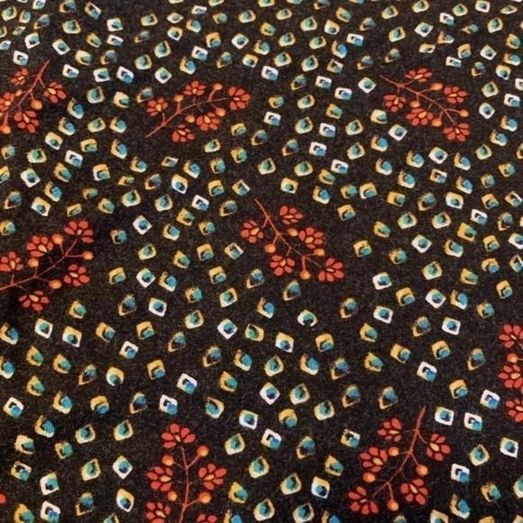 5/ $25 LOFT black with red floral print size MP - Picture 8 of 8